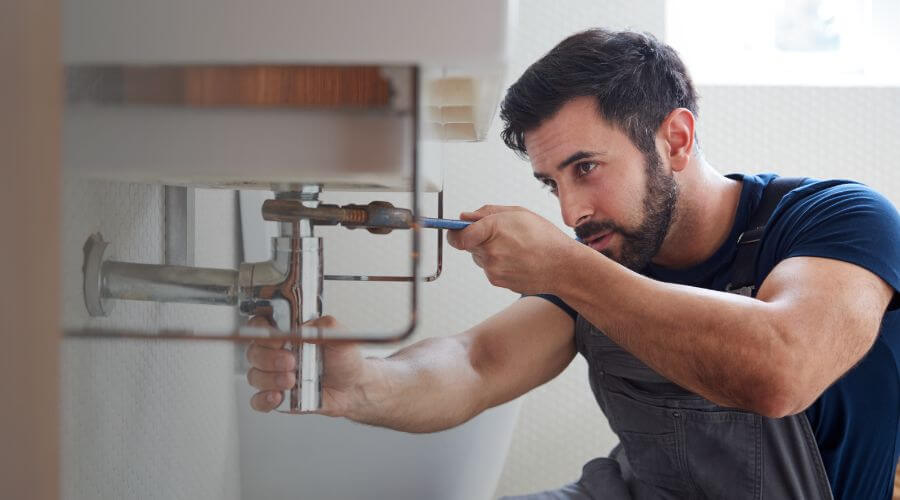Faucet cartridge replacement in Claunch, NM
